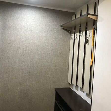 Apartments Gagarina 72 クルィヴィーイ・リーフ エクステリア 写真