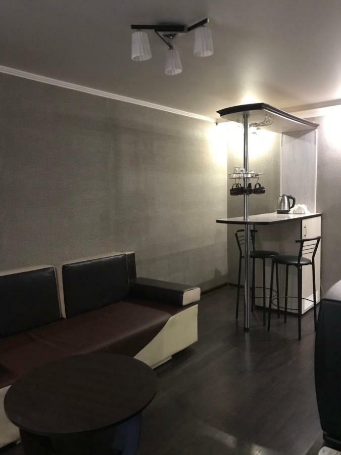 Apartments Gagarina 72 クルィヴィーイ・リーフ エクステリア 写真
